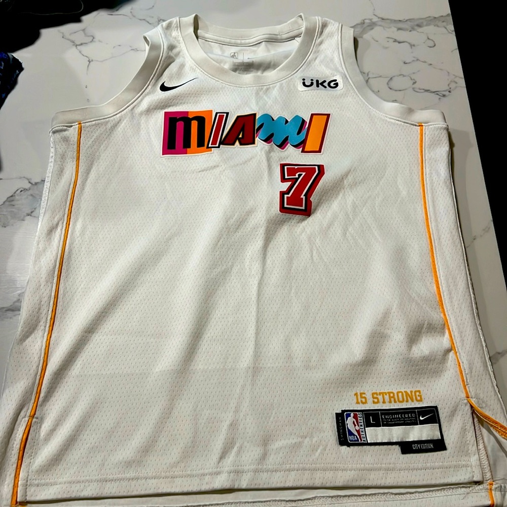Miami Heat Jersey Kyle Lowry Size L 14/16